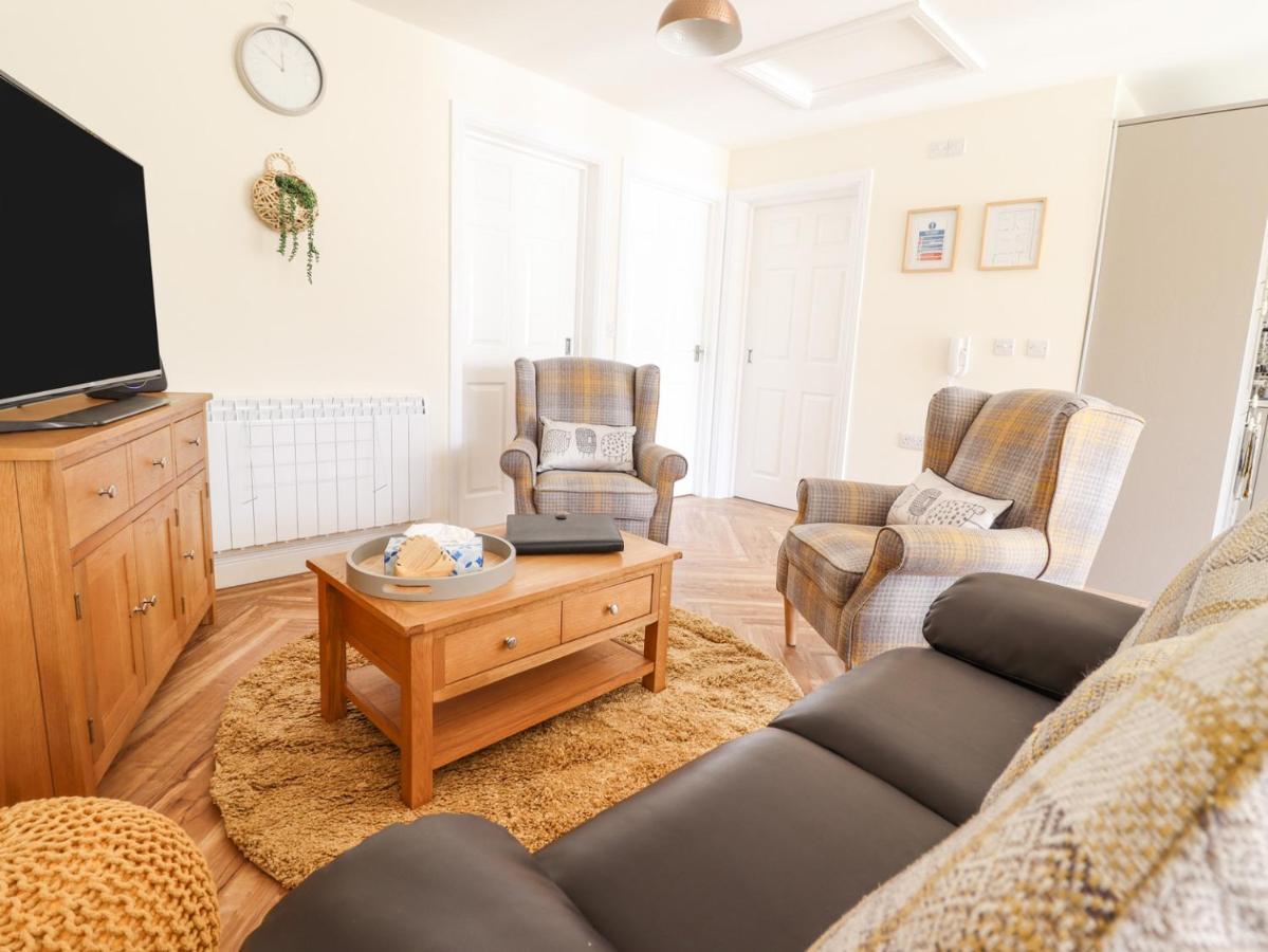 Varley Villa Newtown  Extérieur photo
