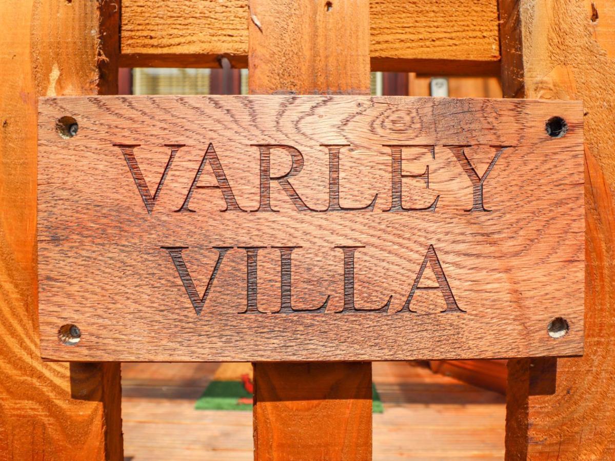 Varley Villa Newtown  Extérieur photo